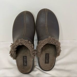 Crocs Womens Size 9 Faux Fur Lined Brown Clogs Mules Shoes